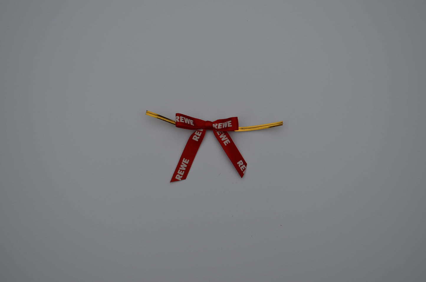 Mini-strikjes met een koordje voor tassen - Gepersonaliseerde kleur en je eigen logo