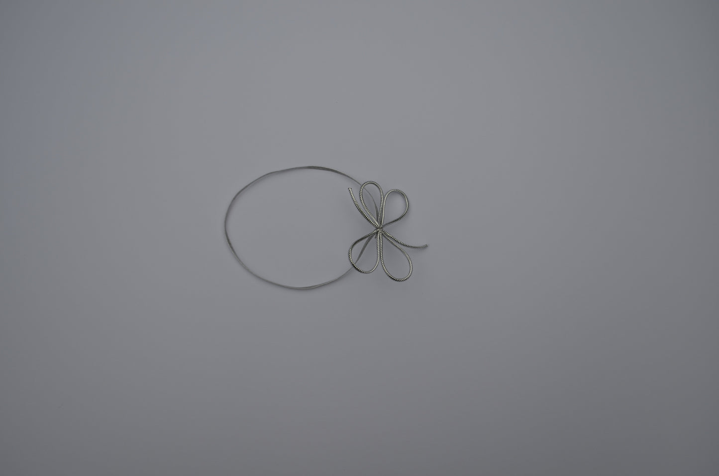 Elastic Loop Bow - Silver, Size S