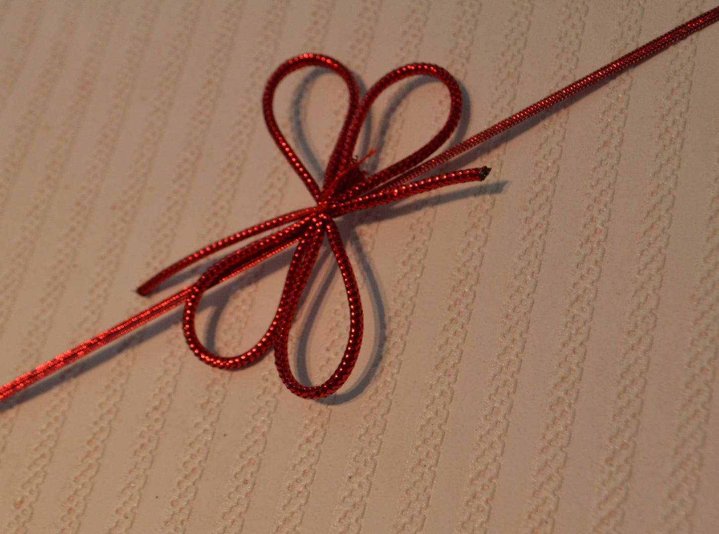 Elastic Loop Bow in Red - Available in two sizes